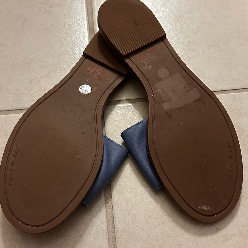 TORY BURCH| Everly Logo Slide Sandals - Picture 5 of 8